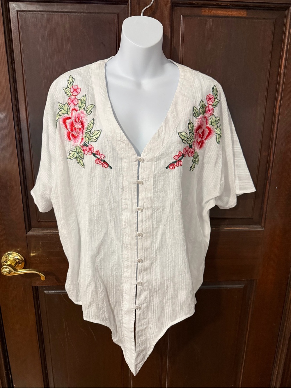 Kori White Button-Front Top with Pink Floral Embroidery